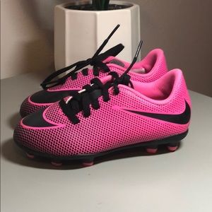 Pink Nike girls soccer cleats size 10 C